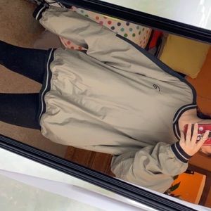 Golf pullover windbreaker